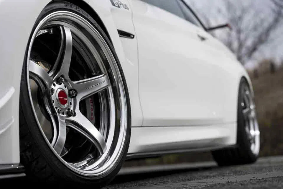 Work T5R 2P Wheel (Step Rim) - 19x10.5 / Offset +58 ~ -33 (R-Disk 